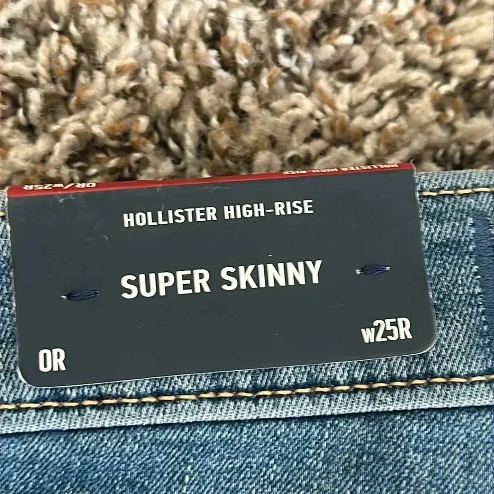 Hollister Women’s Jeans - Picture 6 of 6
